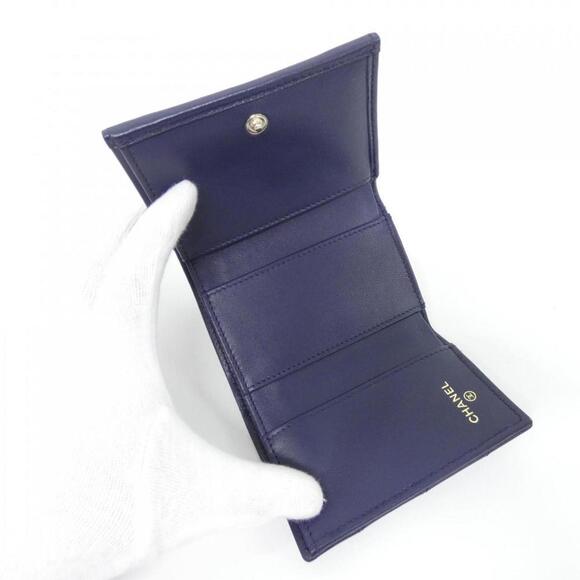 CHANEL Blue Wallet - Picture 4 of 7